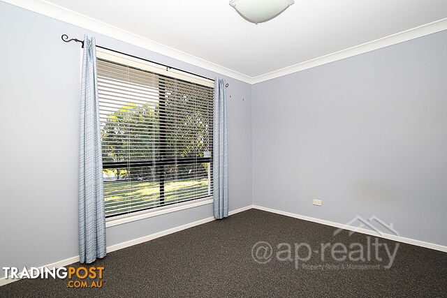 8 Chatswood Close FOREST LAKE QLD 4078