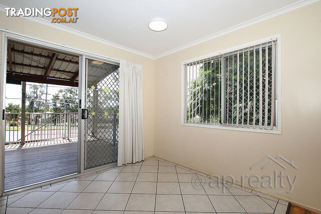 11 Jorgensen Court BELLBIRD PARK QLD 4300