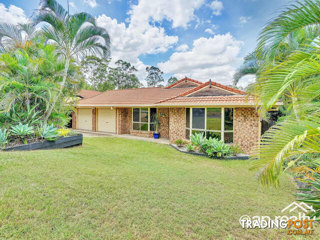 3 Deakin Place FOREST LAKE QLD 4078