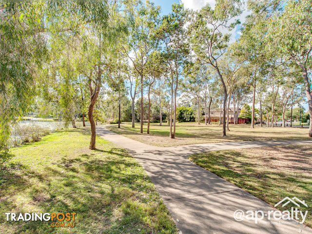 27 Booloumba Crescent FOREST LAKE QLD 4078