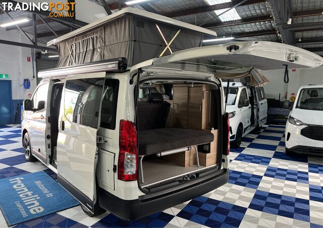 Toyota Hiace LWB - photo 3 of 9