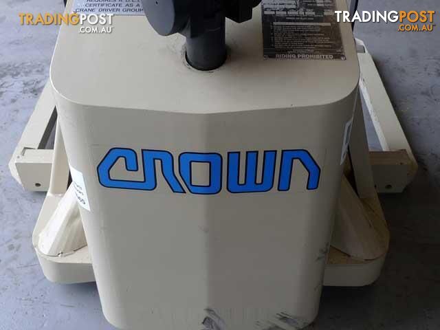 FORKLIFT CROWN 20MT130A WALKY STACKER, 1 TON CAPACITY, H454 $4500 + GST - photo 4 of 9