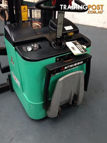 FORKLIFT Mitsubishi Walkie, Ride Stacker - photo 4 of 9