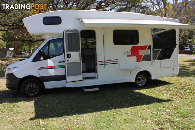 2019 Kea River Mercedes-Benz M721 6 Berth - photo 4 of 23