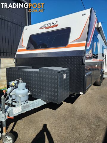 2024 GOLF TOURER 720-2 H/T - Rear Clu Caravan