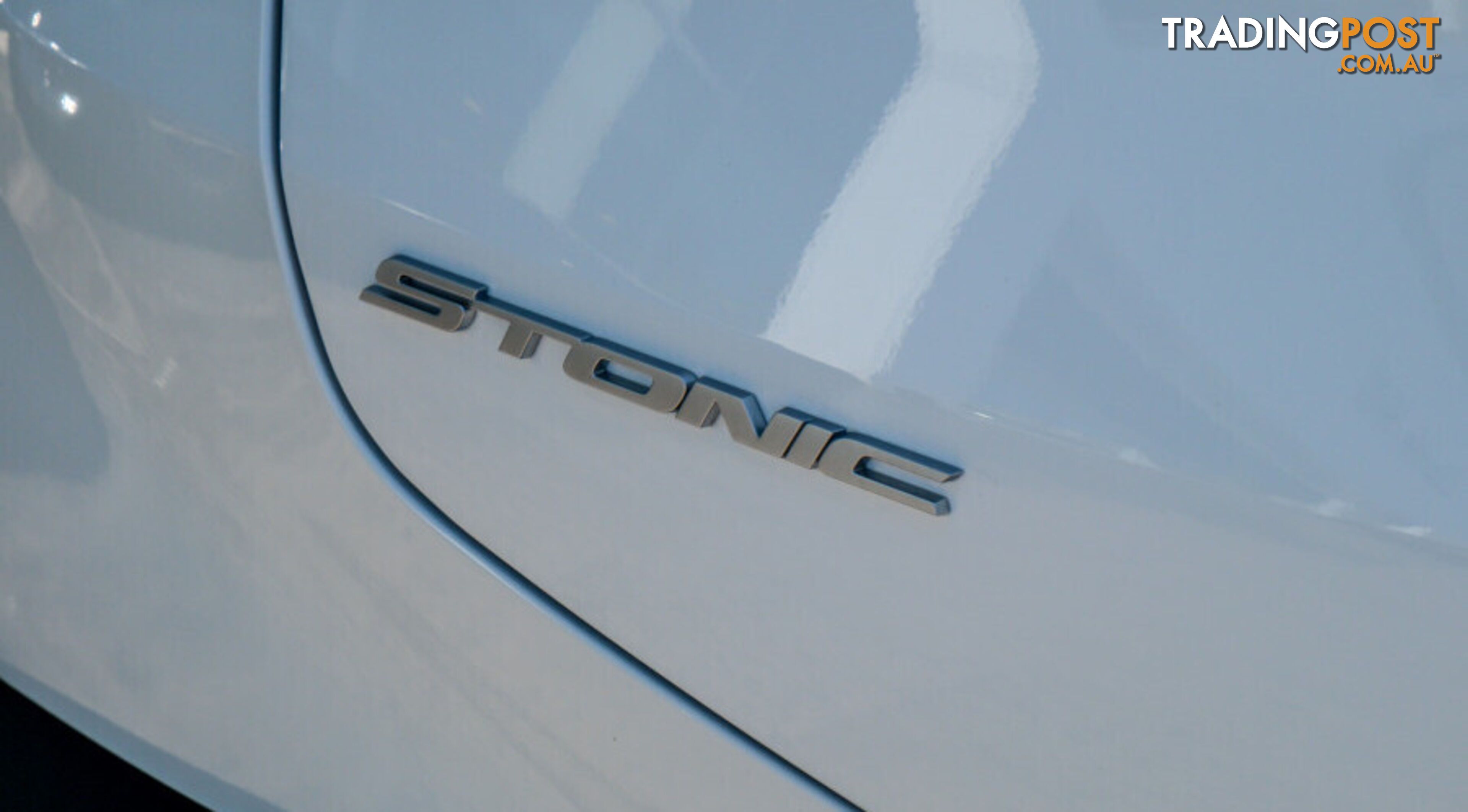 2022 KIA STONIC SPORT  SUV