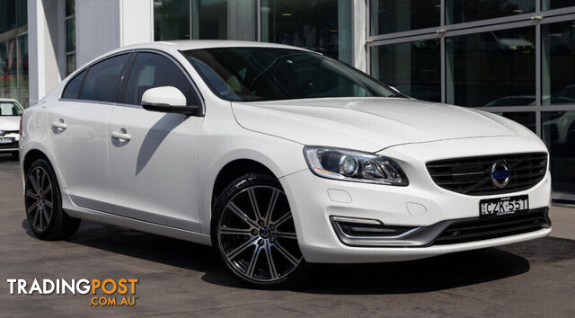 2014 VOLVO S60 LUXURY  SEDAN