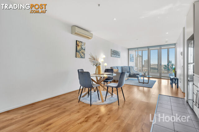 1201/8 McCrae Street DOCKLANDS VIC 3008