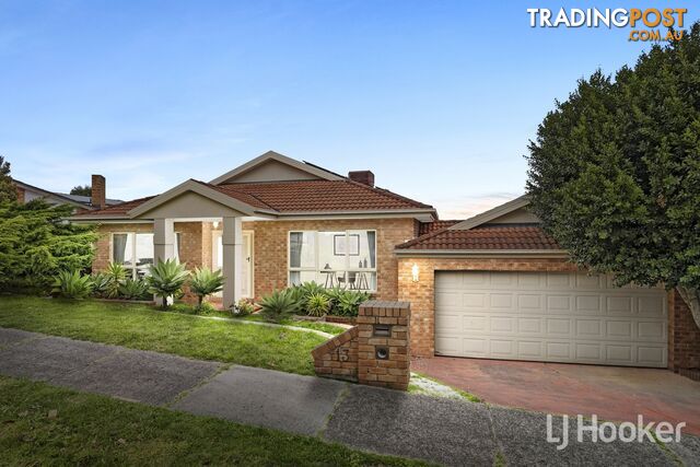 13 Balfour Court BERWICK VIC 3806