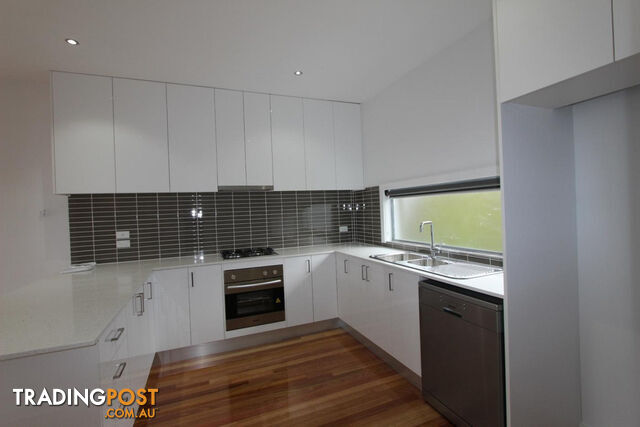 6/1102 Whitehorse Road BOX HILL VIC 3128