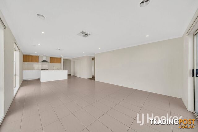 18 Aspera Drive WERRIBEE VIC 3030