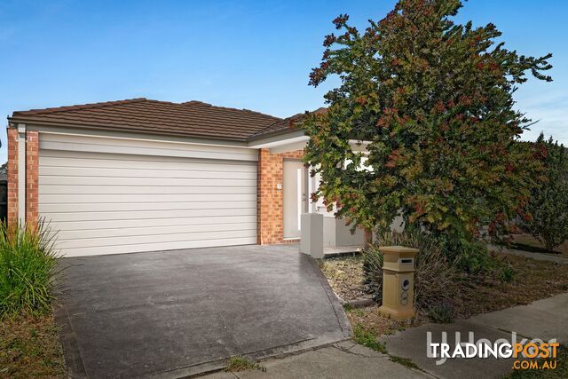 8 Boswell Place TRUGANINA VIC 3029