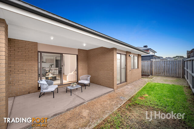 14 Beryl Crescent GREENVALE VIC 3059