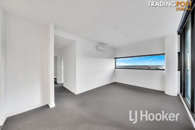 1001/101 St Kilda Road ST KILDA VIC 3182 - photo 3 of 14