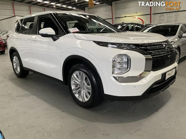 2023 MITSUBISHI OUTLANDER ES 7 SEAT (2WD) ZM MY23 WAGON - photo 4 of 14