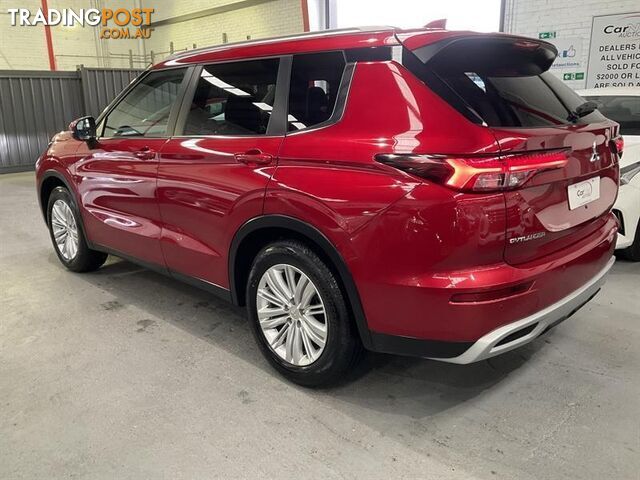 2024 MITSUBISHI OUTLANDER LS 7 SEAT (2WD) ZM MY24 WAGON - photo 3 of 14
