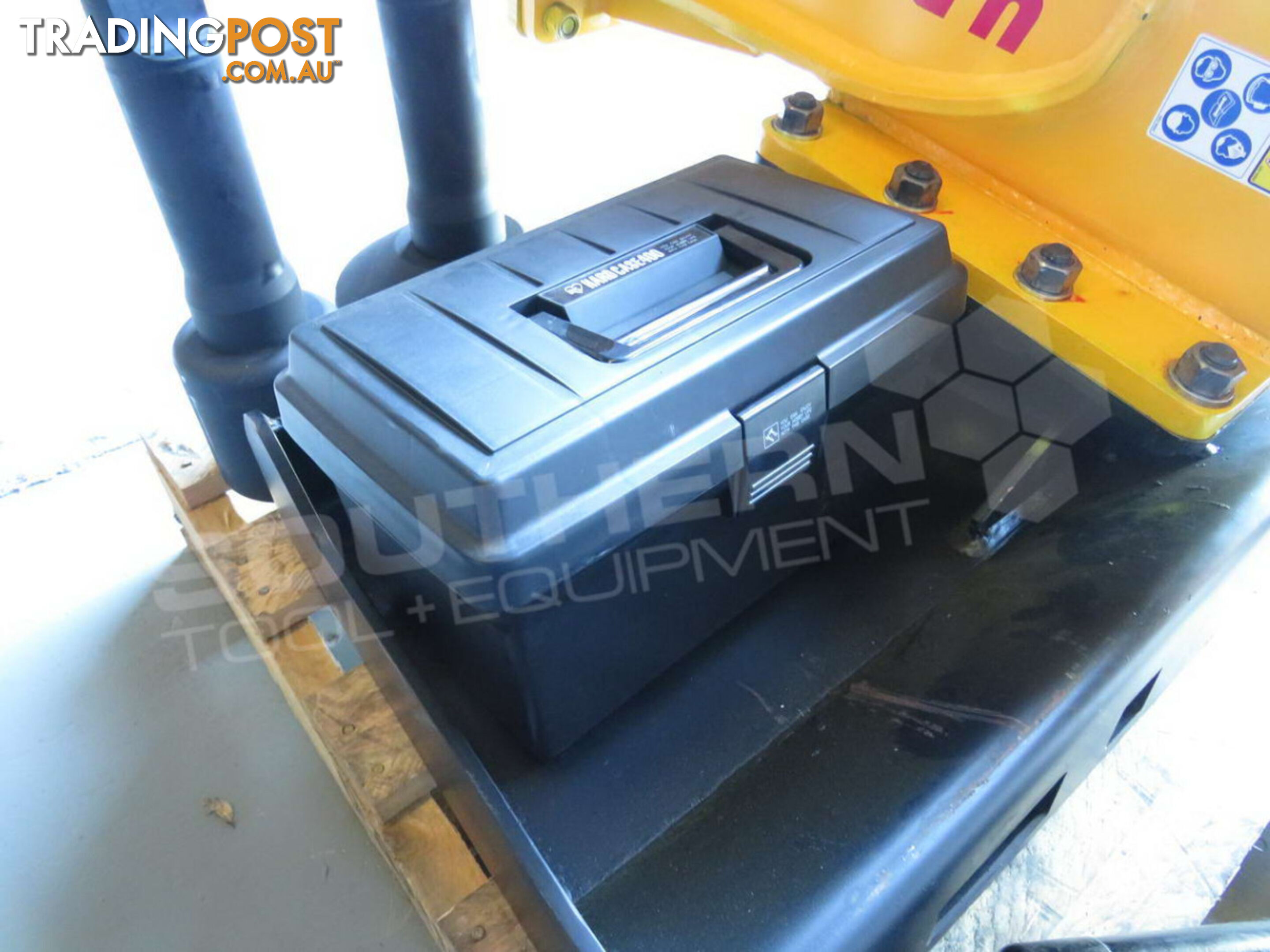 UBT40S Post Driving Hydraulic Hammer Silenced type Suit Skid Steer loader 