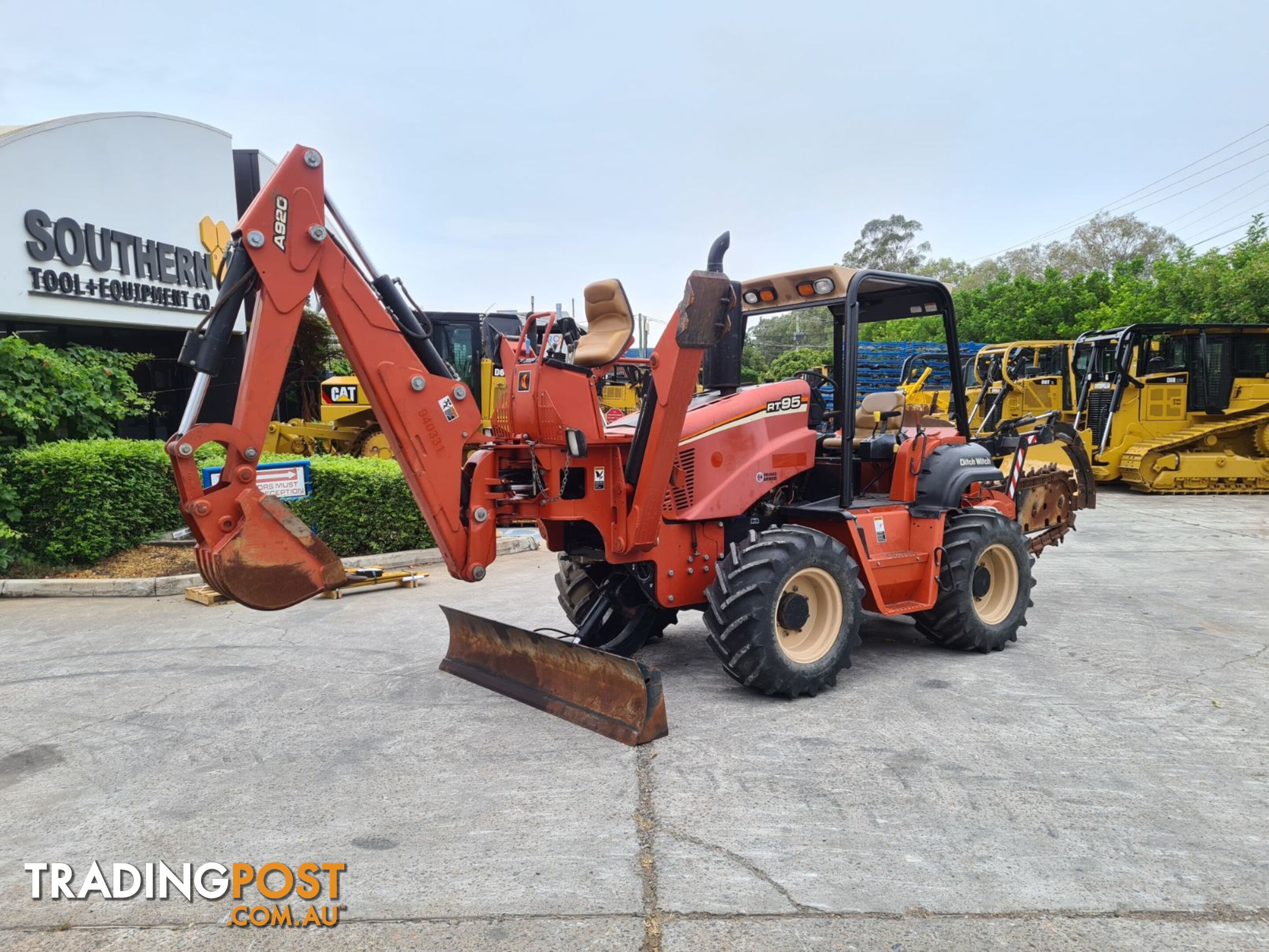  Ditch Witch RT95 Trencher (Stock No. 72869)