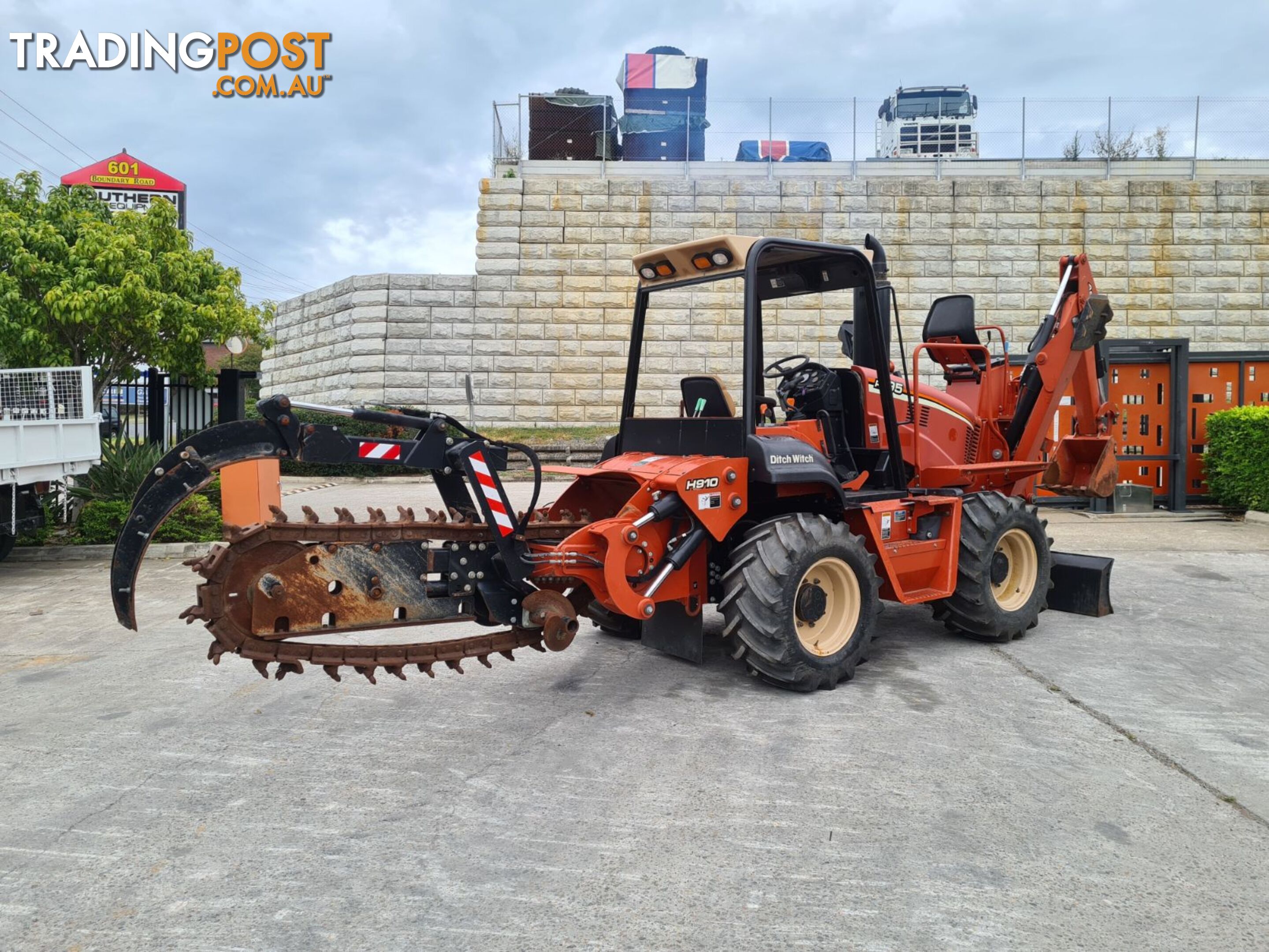  Ditch Witch RT95 Trencher (Stock No. 72869)