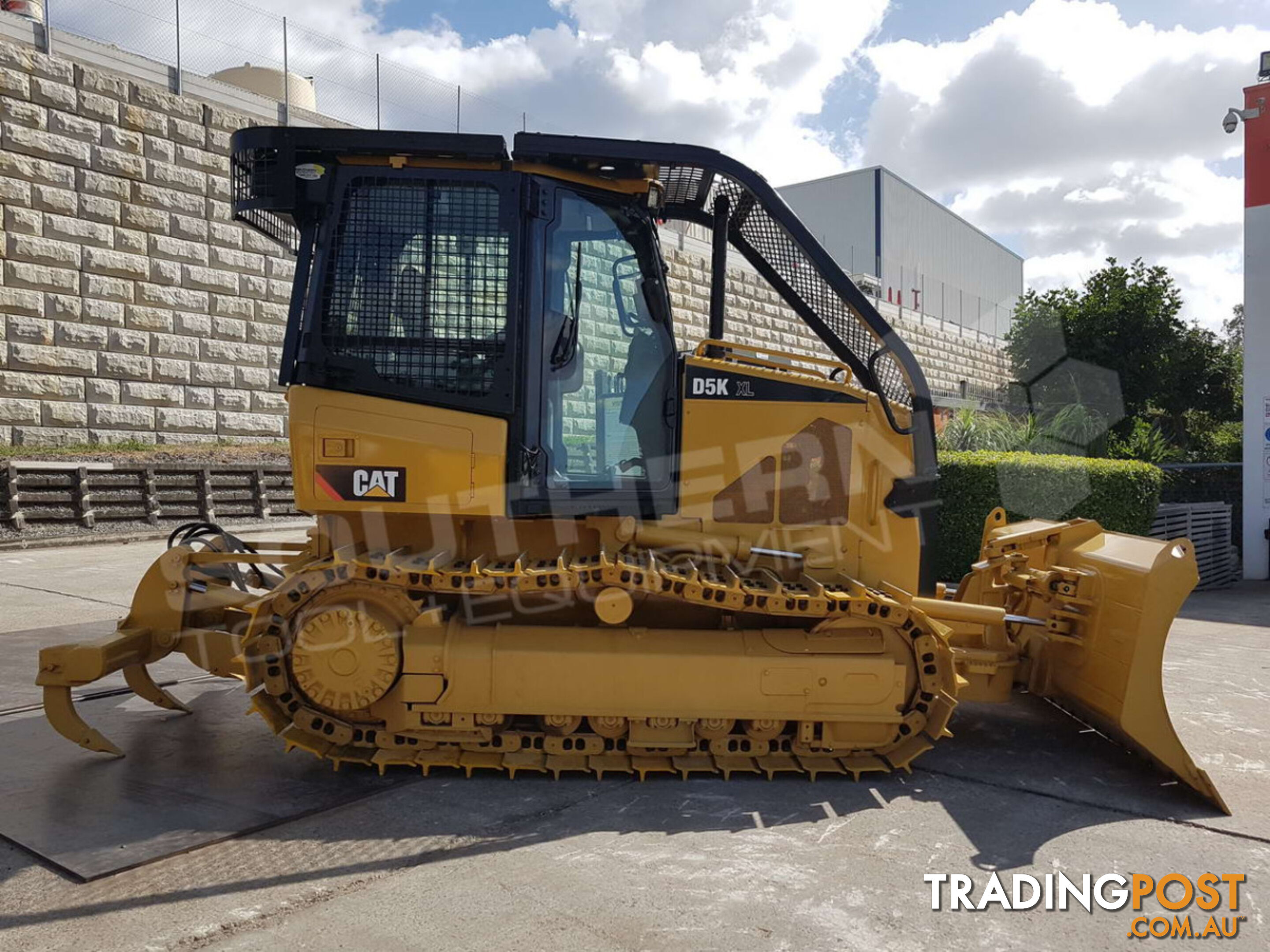 Caterpillar D5K XL Bulldozer