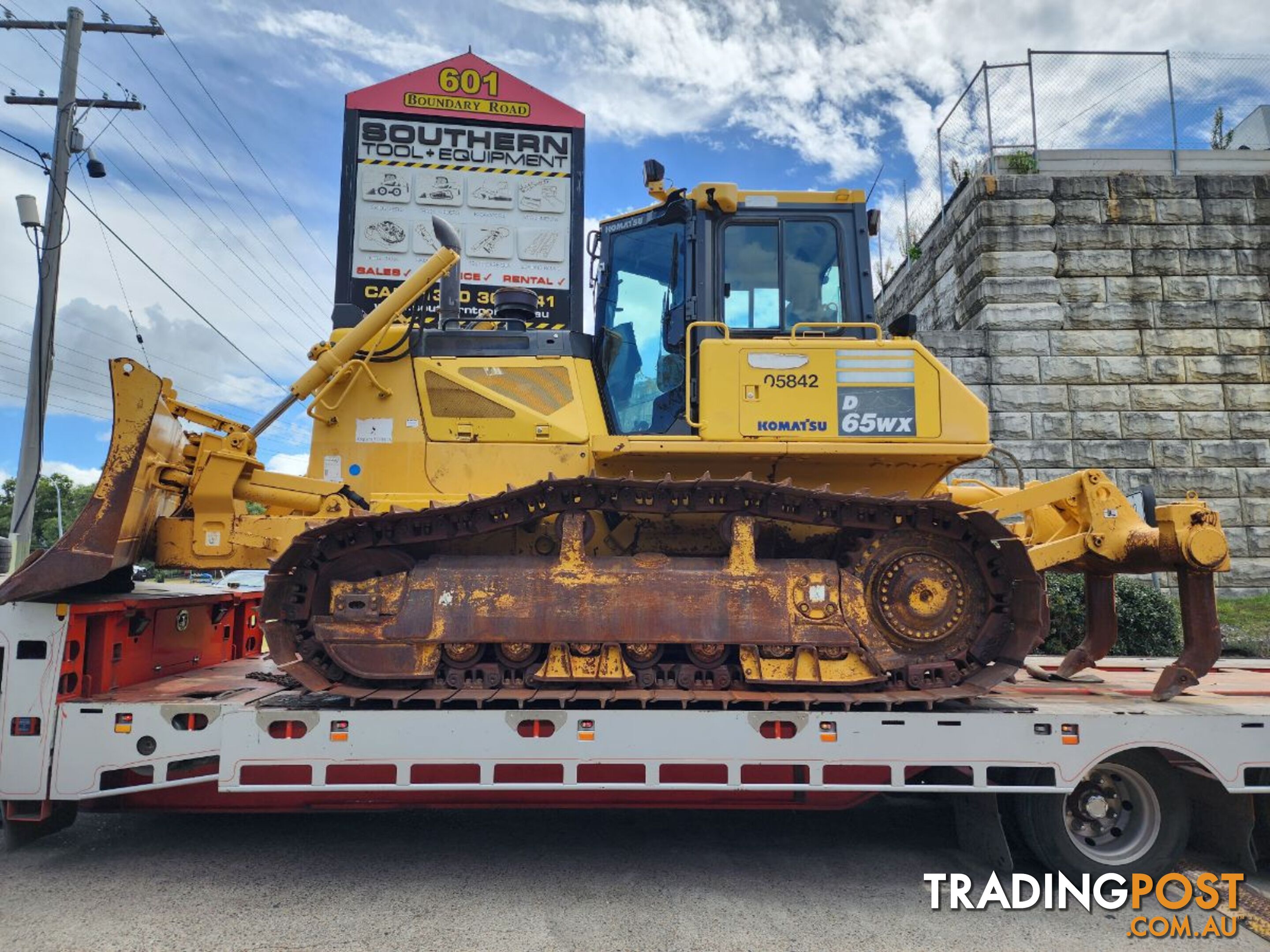 Komatsu D65WX-17 Dozer (Stock No. 94742)