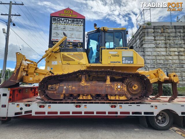 Komatsu D65WX-17 Dozer (Stock No. 94742)