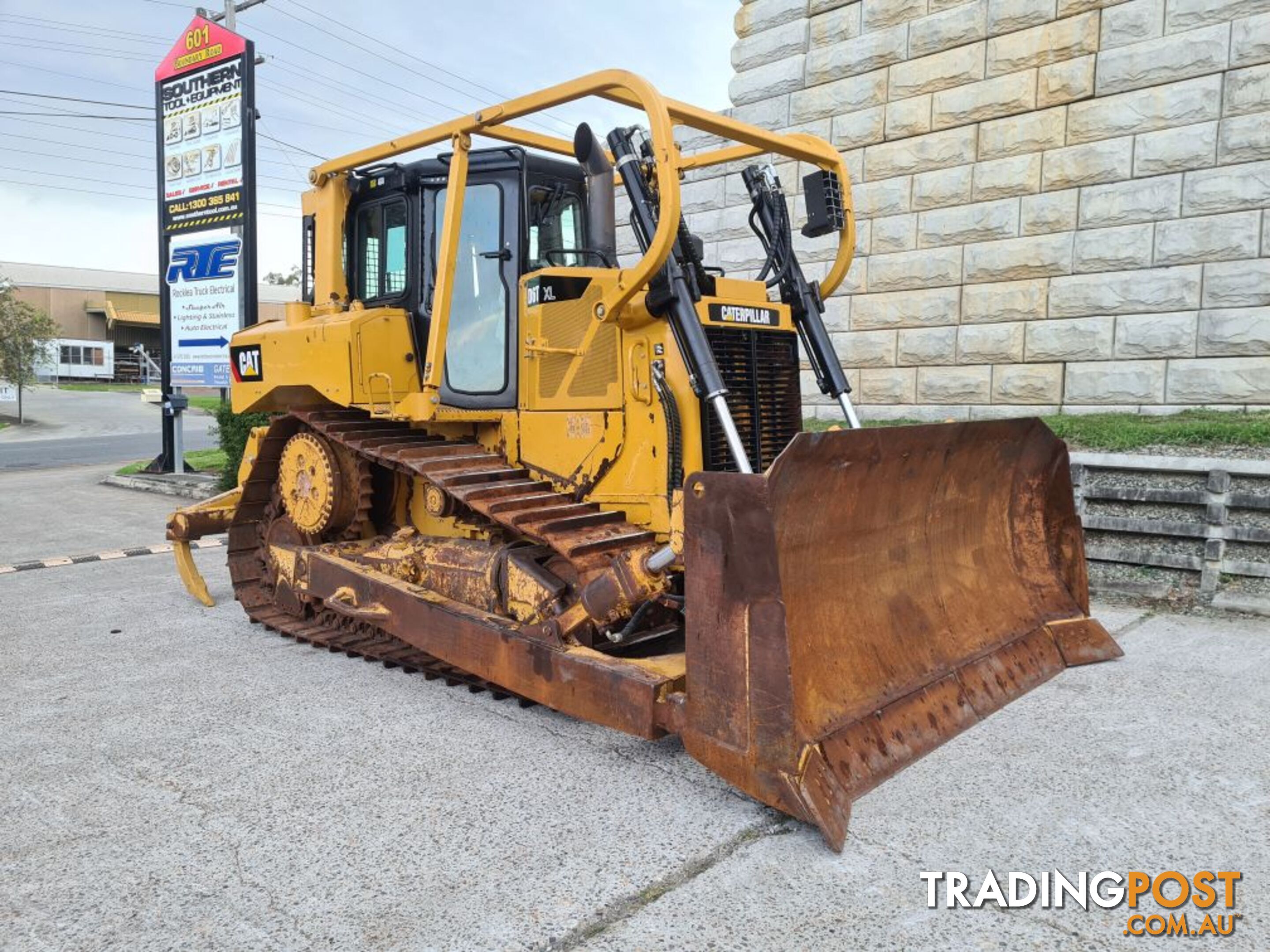 2011 Caterpillar D6T XL Bulldozer (Stock No. 96831) 