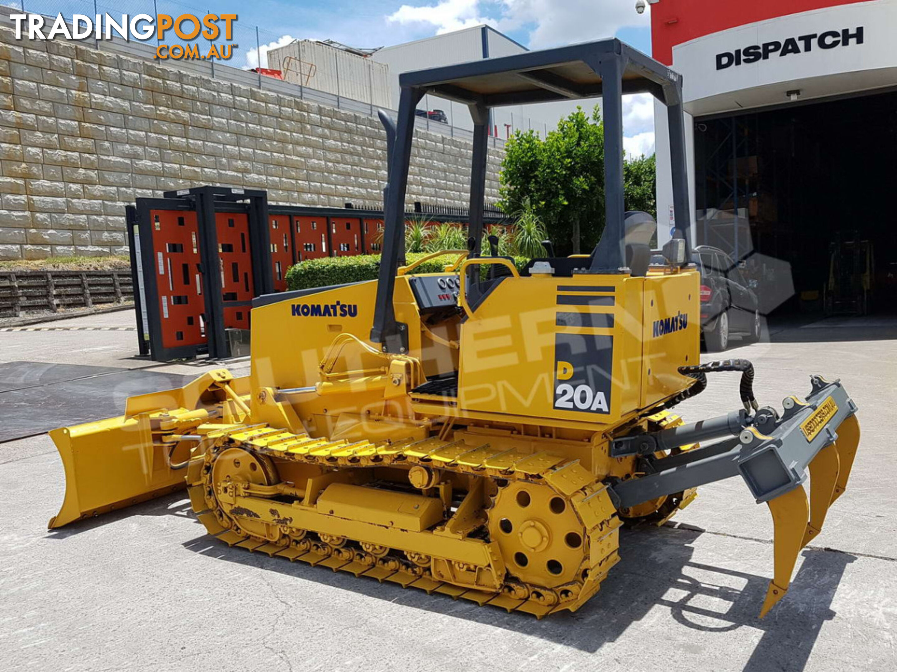 Komatsu D20A-7 dozer with Rippers