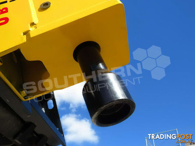  UBTECH Hydraulic Post Driving Silenced Hammer UBT40S Skid Steer Loader 