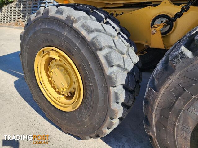 2015 Caterpillar 725C2 Articulated Dump Truck (Stock No. 97672)