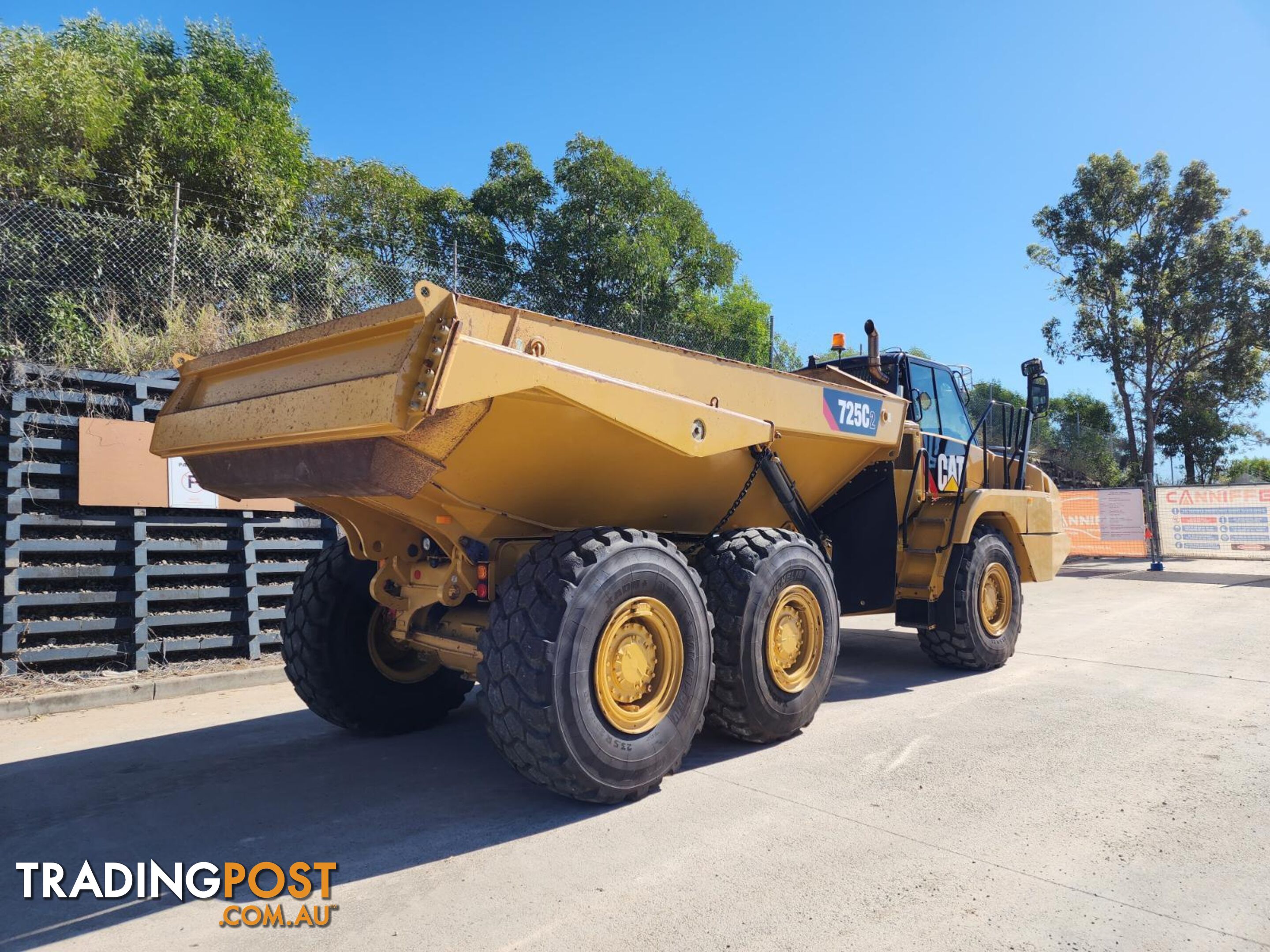 2015 Caterpillar 725C2 Articulated Dump Truck (Stock No. 97672)