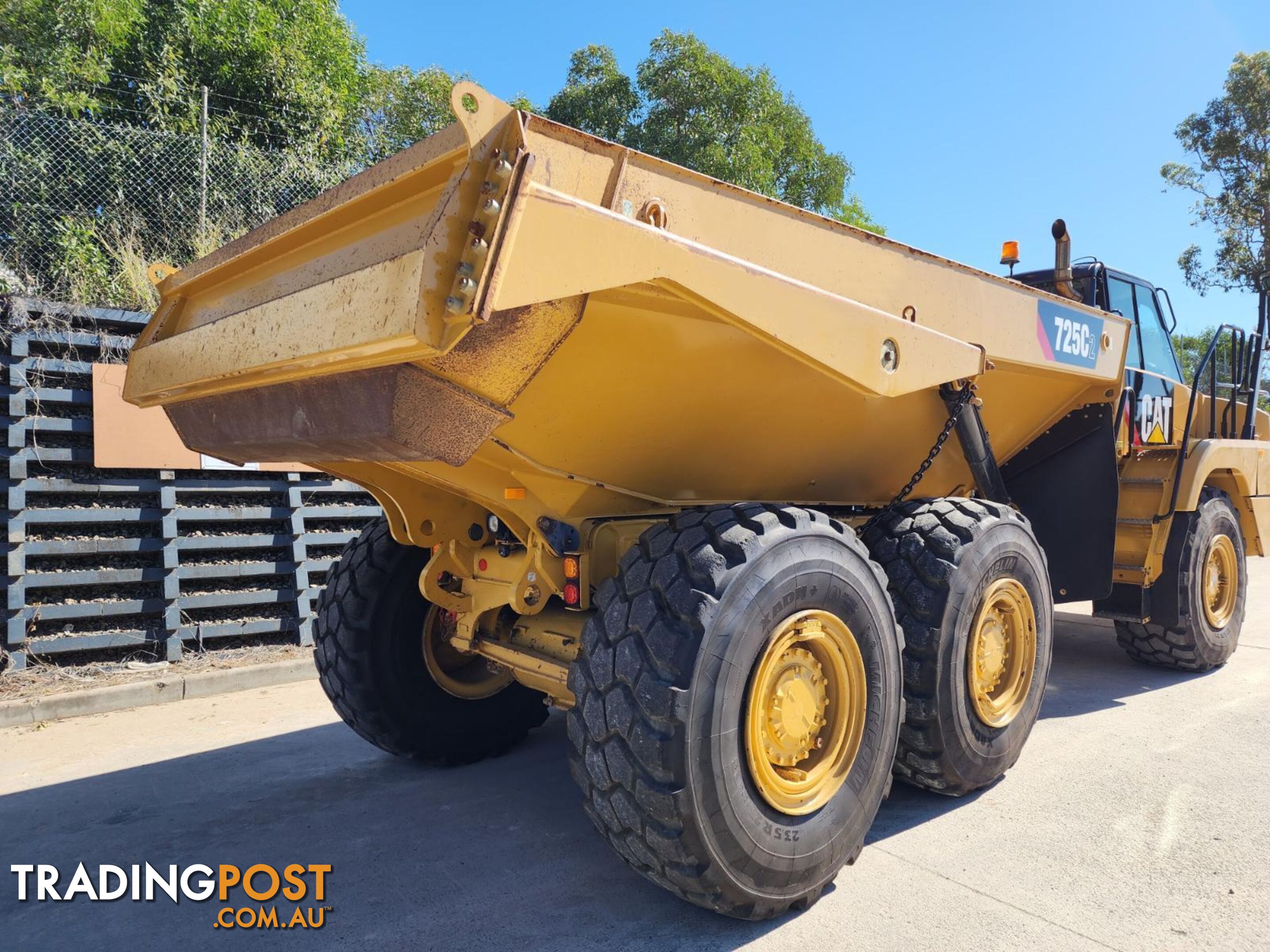 2015 Caterpillar 725C2 Articulated Dump Truck (Stock No. 97672)