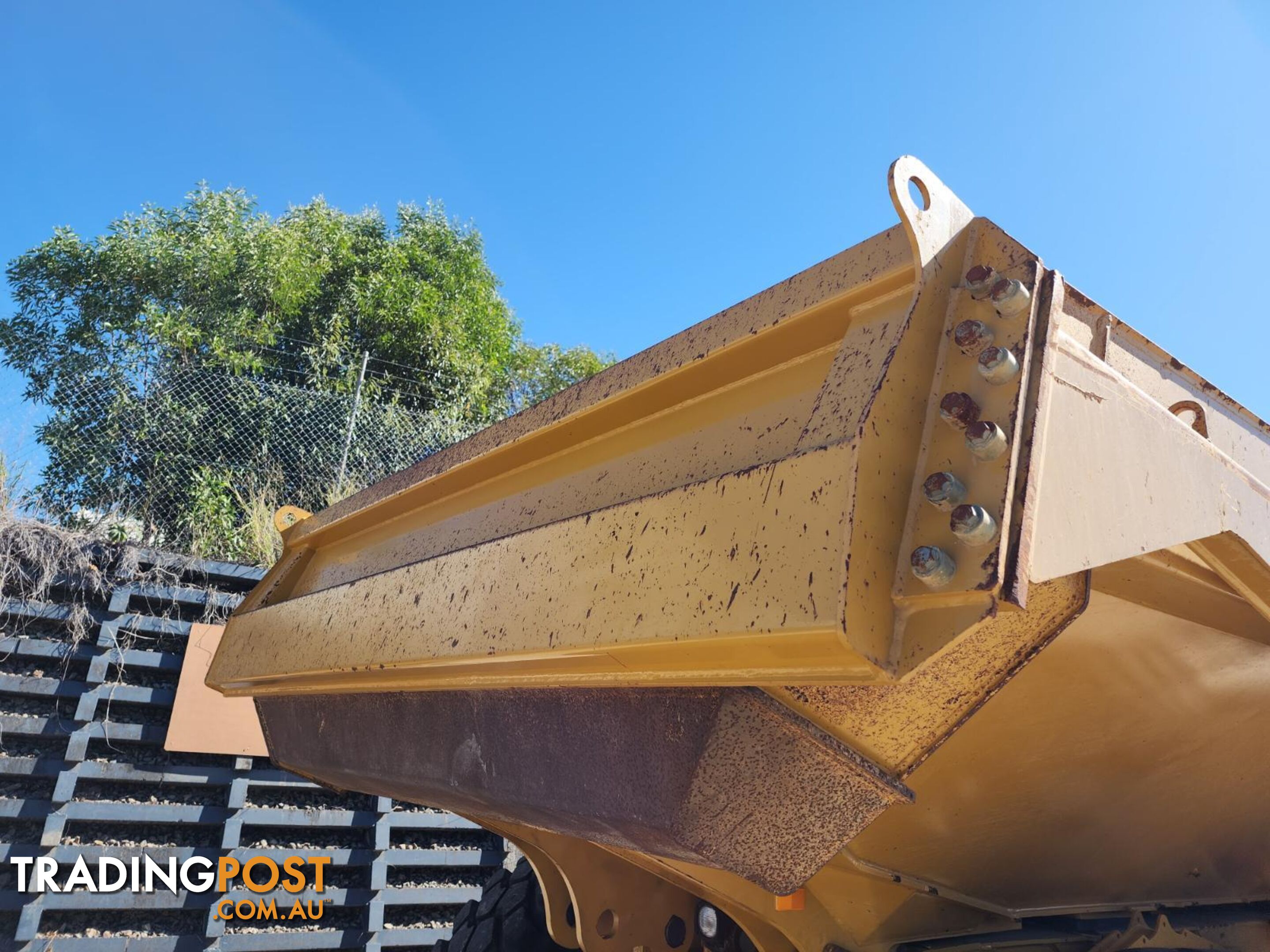 2015 Caterpillar 725C2 Articulated Dump Truck (Stock No. 97672)