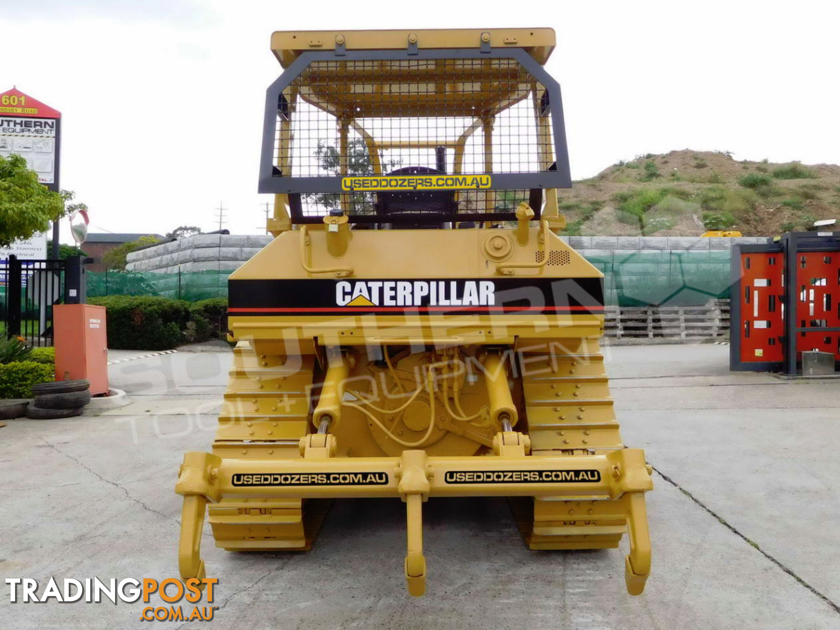 Caterpillar D5M Two Barrel Dozer Rippers