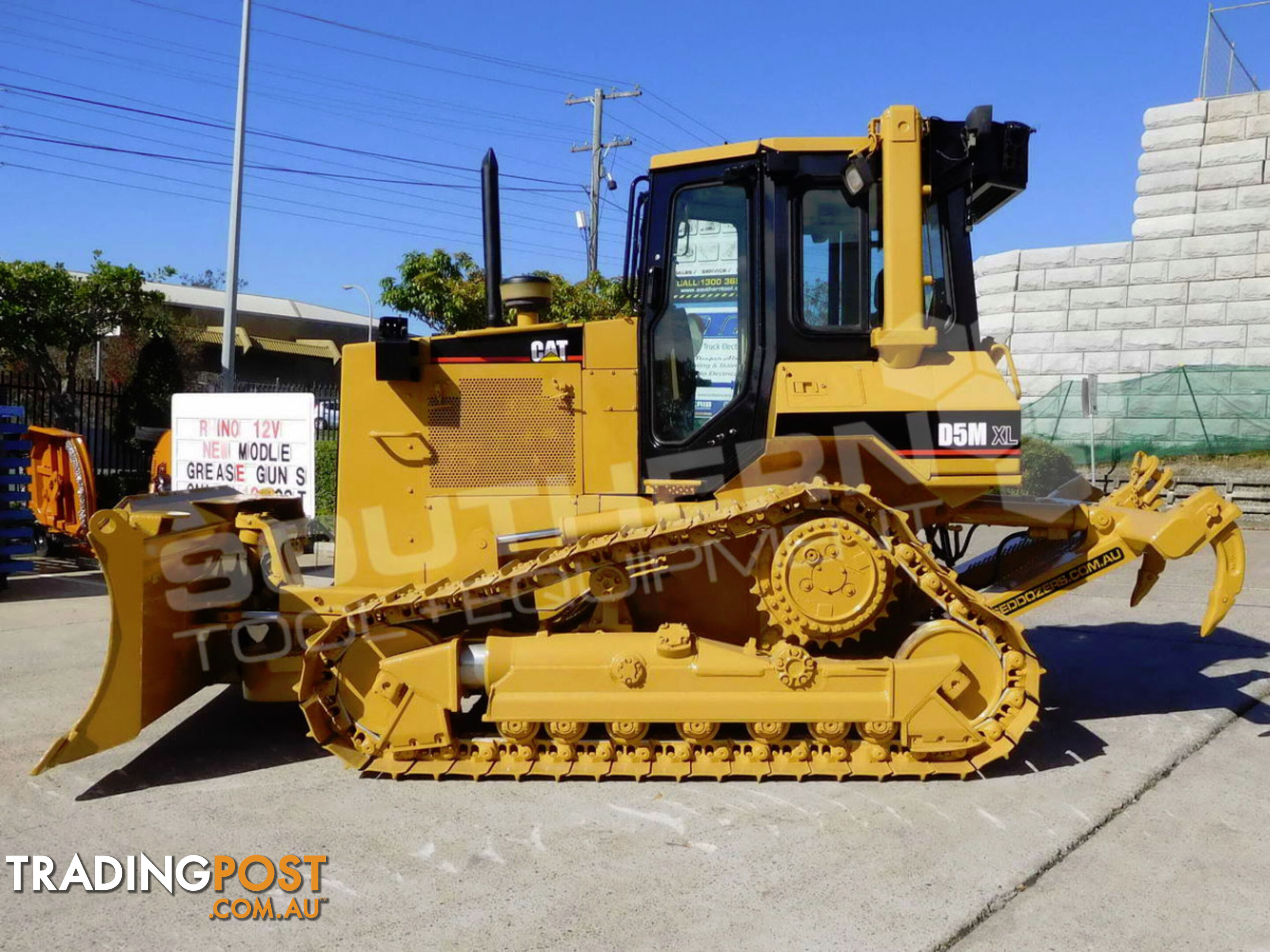 Caterpillar D5M Two Barrel Dozer Rippers