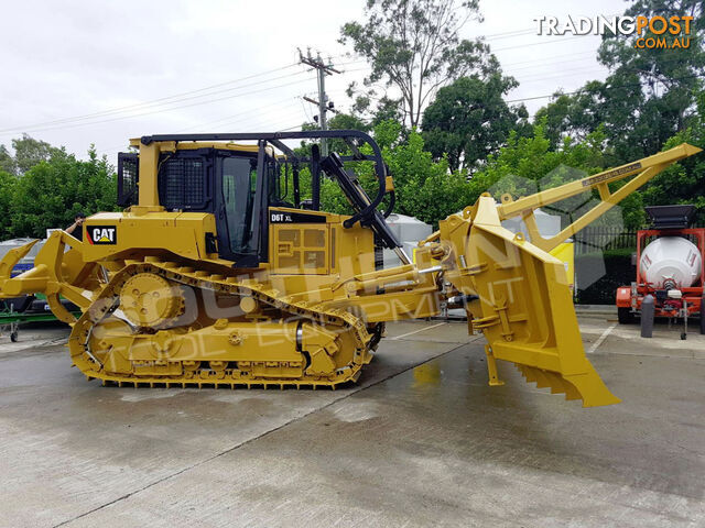 CATERPILLAR D6T XL Bulldozer CAT D6 dozer with Stick Rake & Drive in Tree Spear