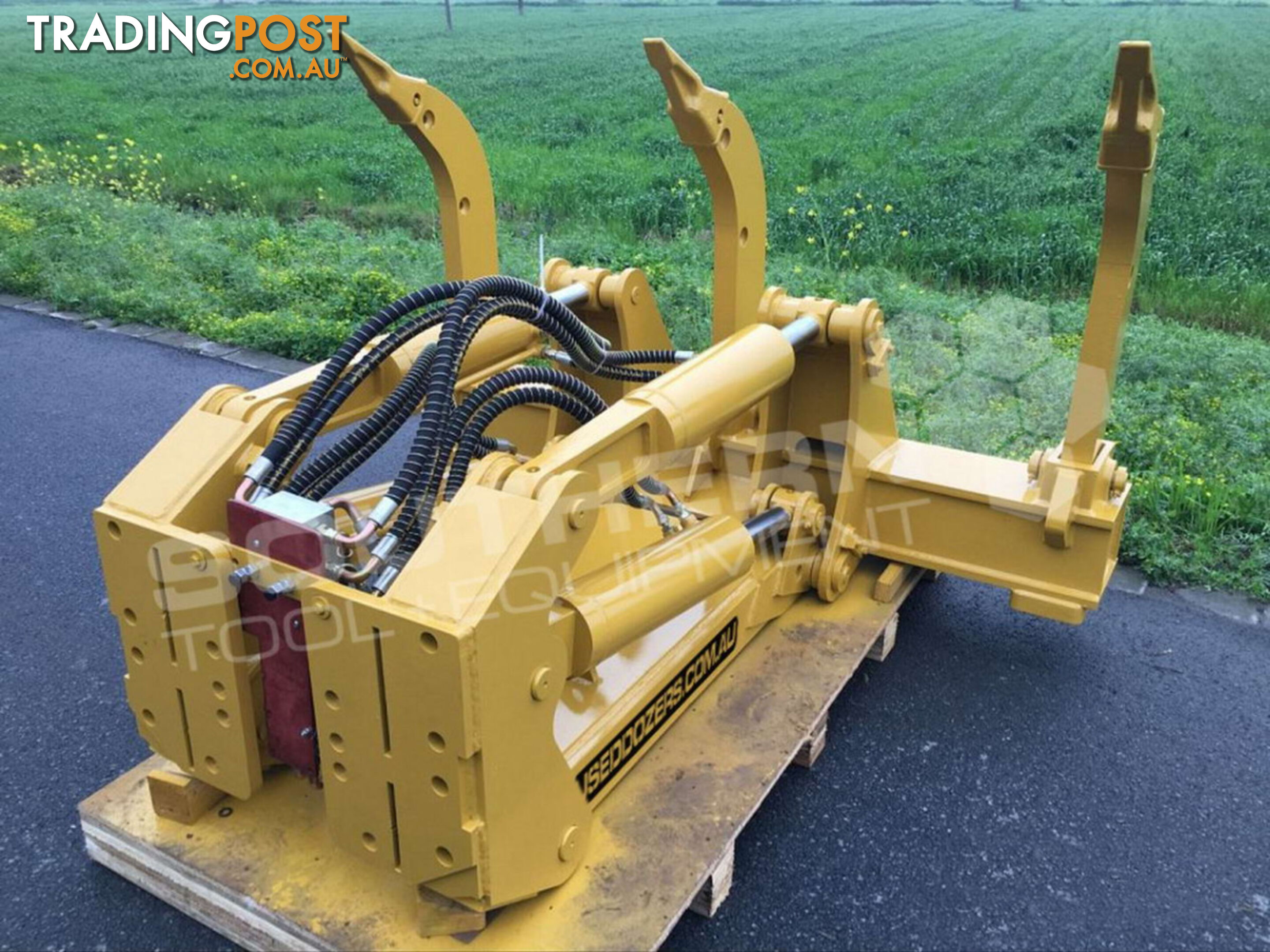 Komatsu D65 Four Barrel Dozer Rippers 