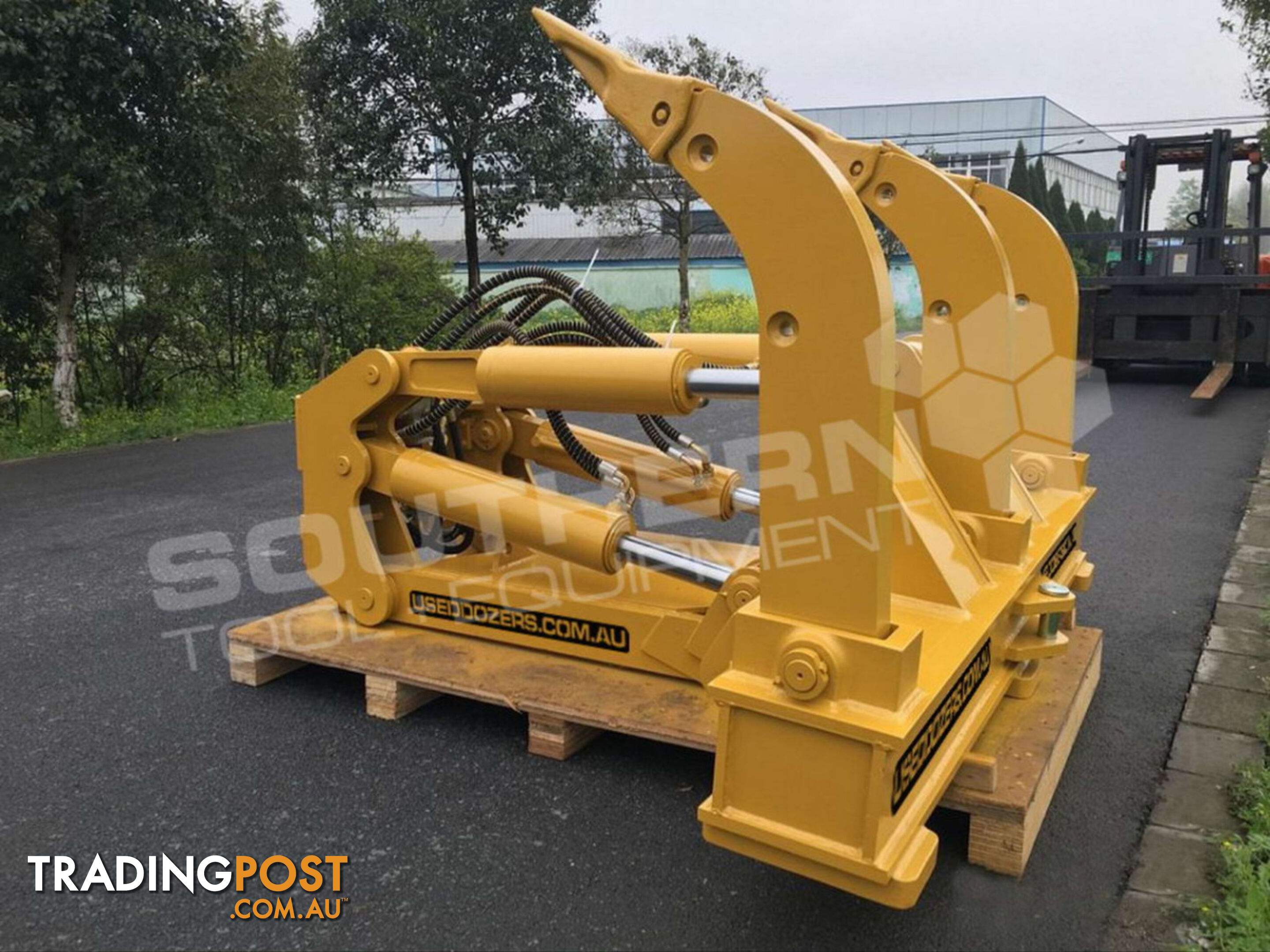 Komatsu D65 Four Barrel Dozer Rippers 