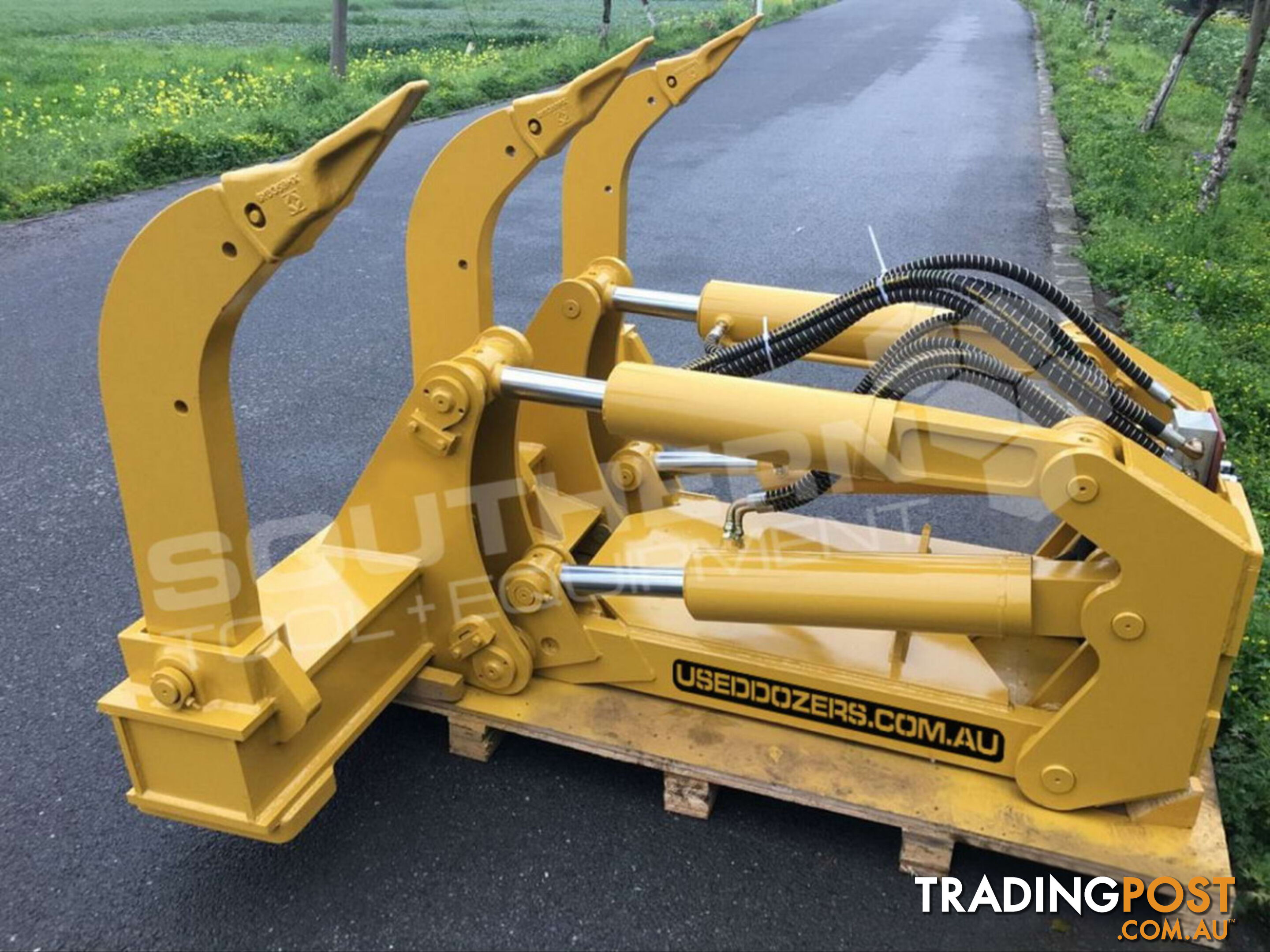 Komatsu D65 Four Barrel Dozer Rippers 