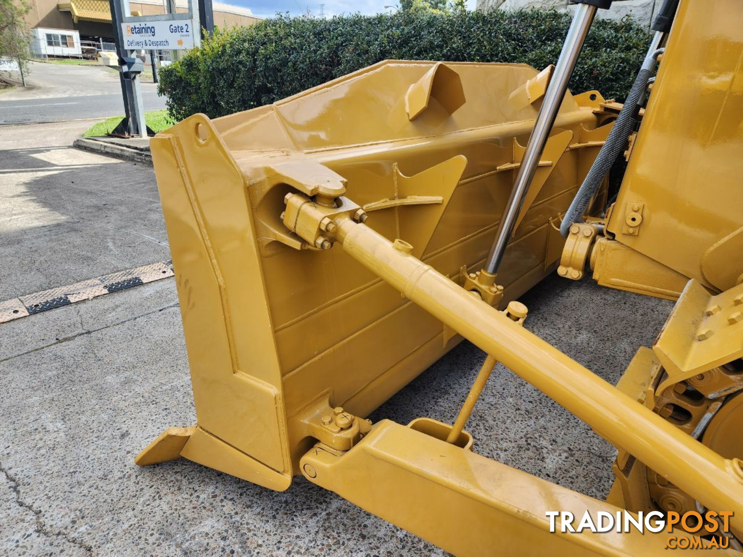 Caterpillar D7H Bulldozer