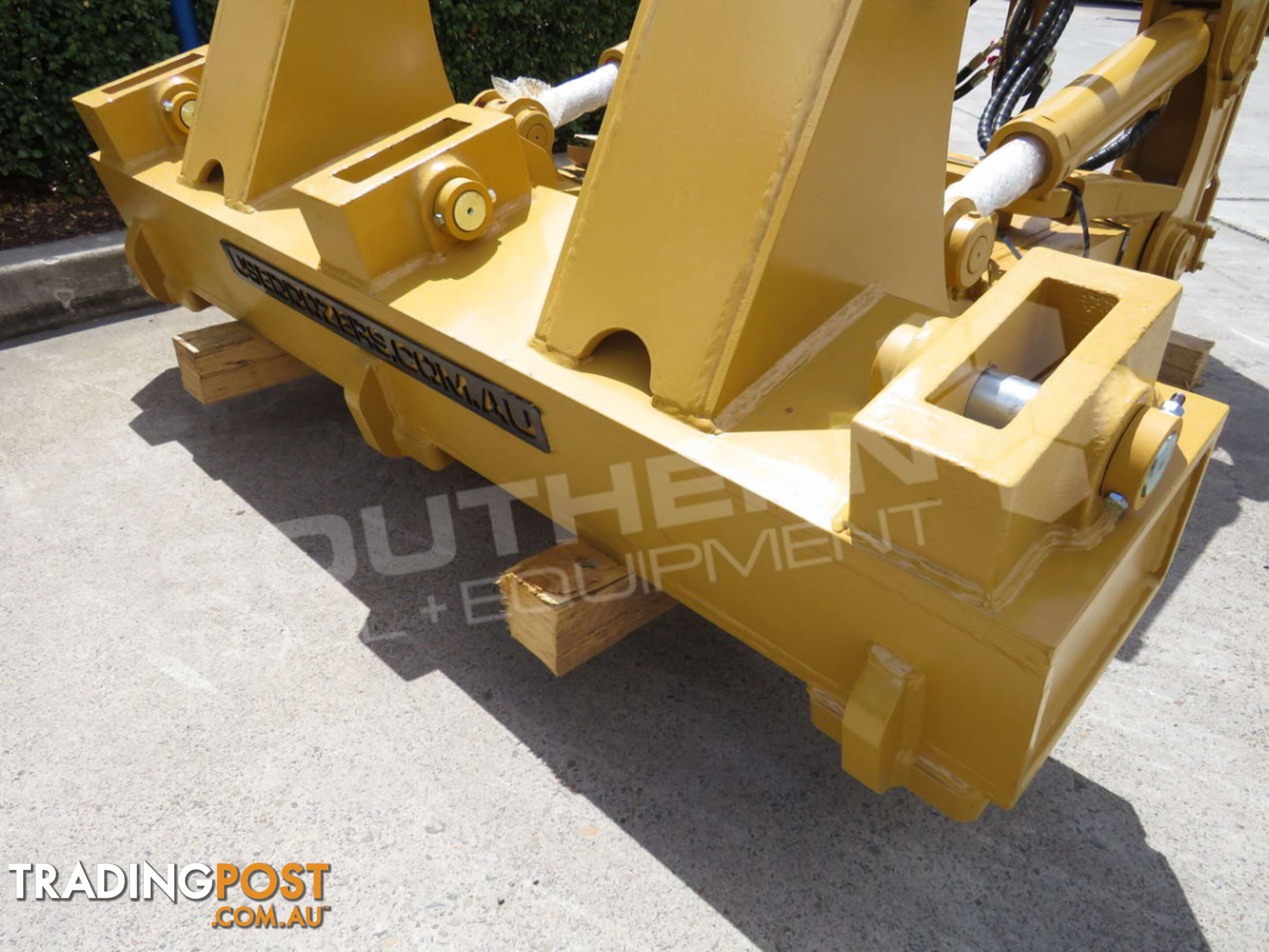 Four Barrel Rippers suit CAT D5N D5M Dozers