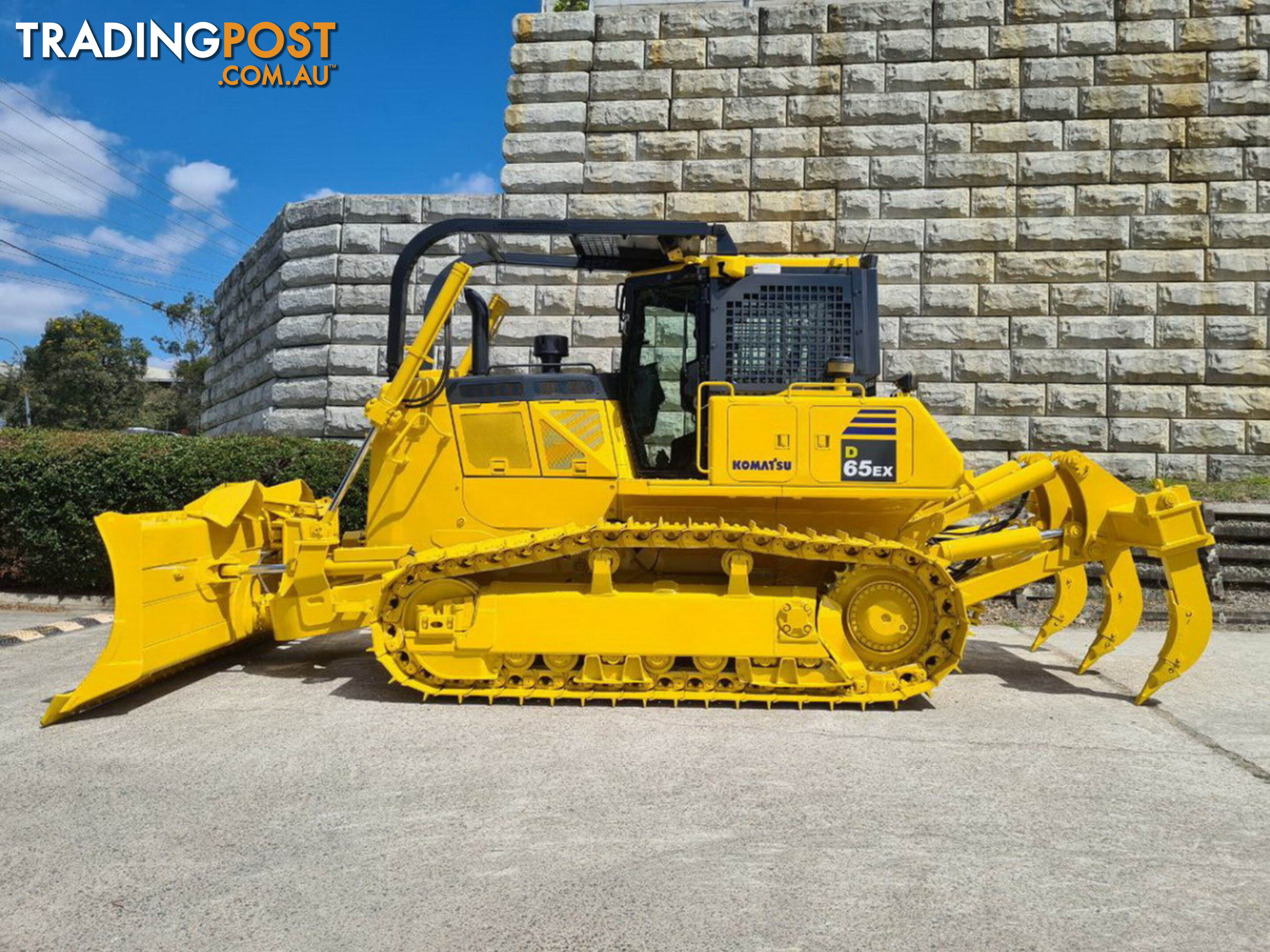 2015 Komatsu D65EX-18 Bulldozer (Stock No. 85942)