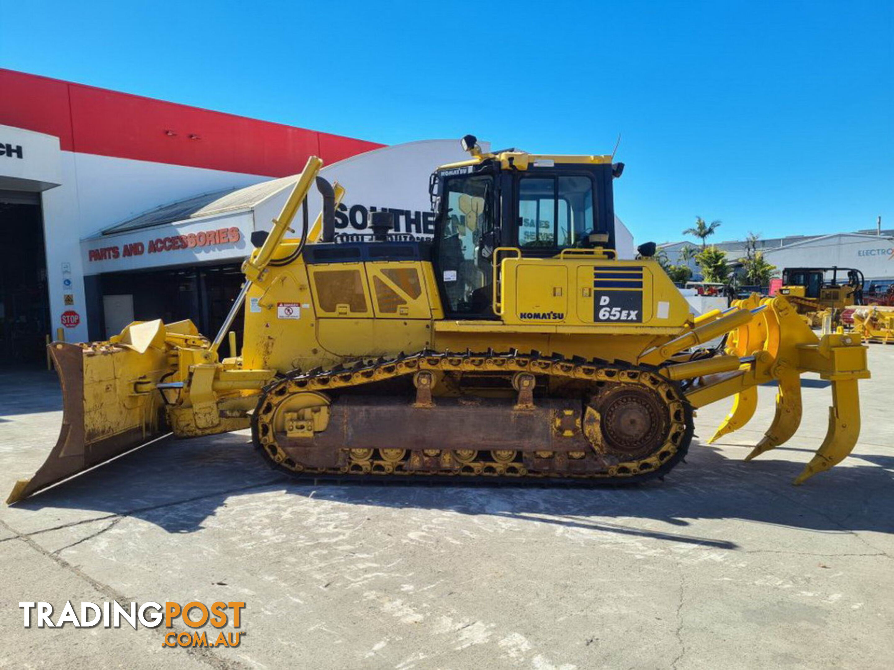 2015 Komatsu D65EX-18 Bulldozer (Stock No. 85942)