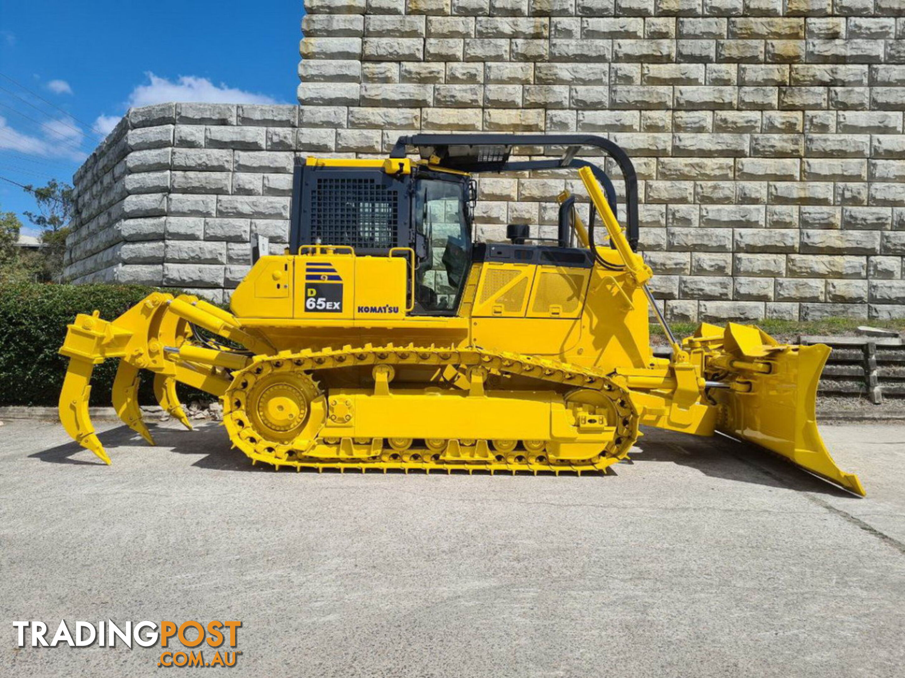 2015 Komatsu D65EX-18 Bulldozer (Stock No. 85942)