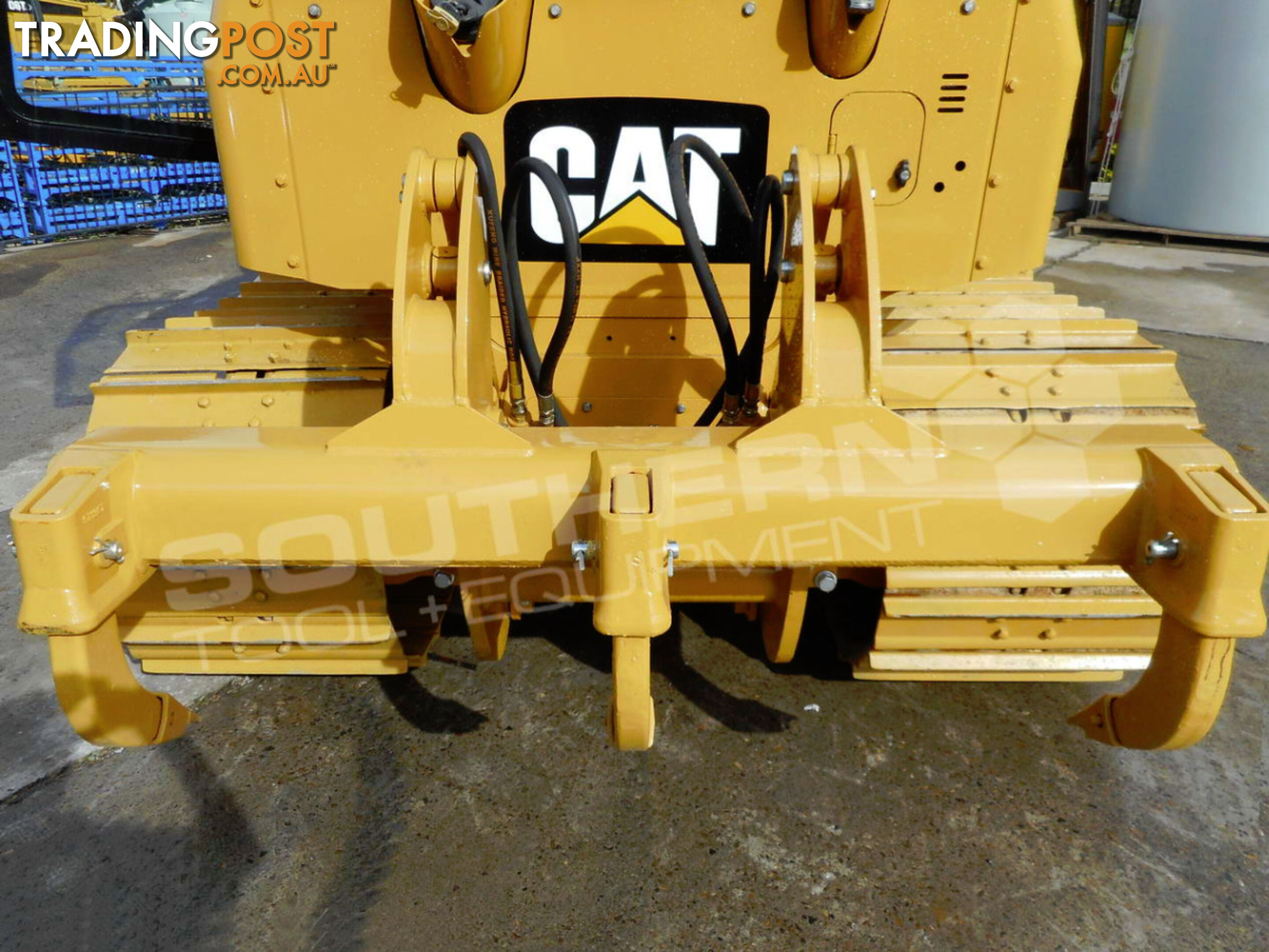 Caterpillar D5K WT Bulldozer with Drive in Stick Rake Tree Spear