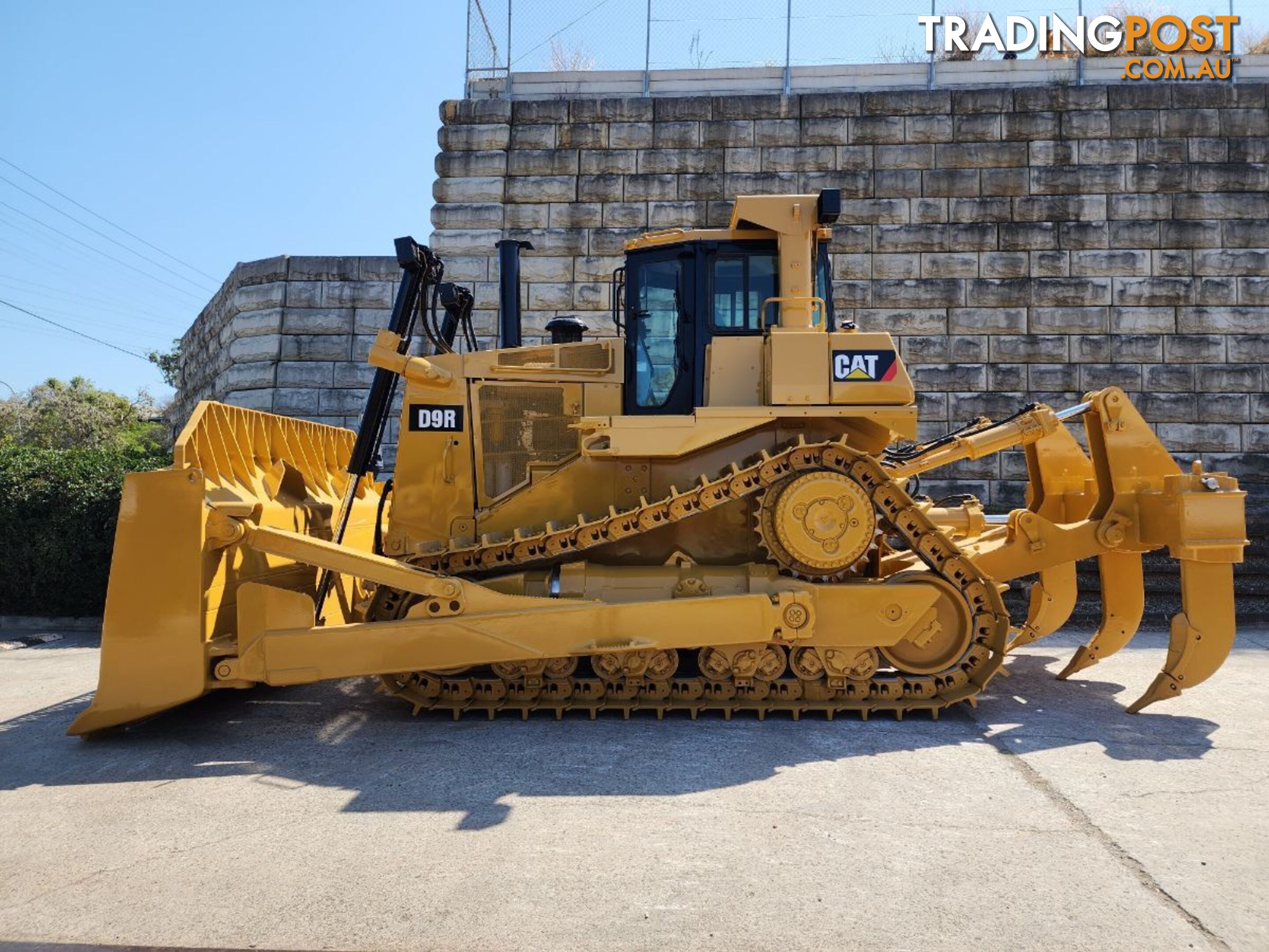 Caterpillar D9R Bulldozer (Stock No. 93521)