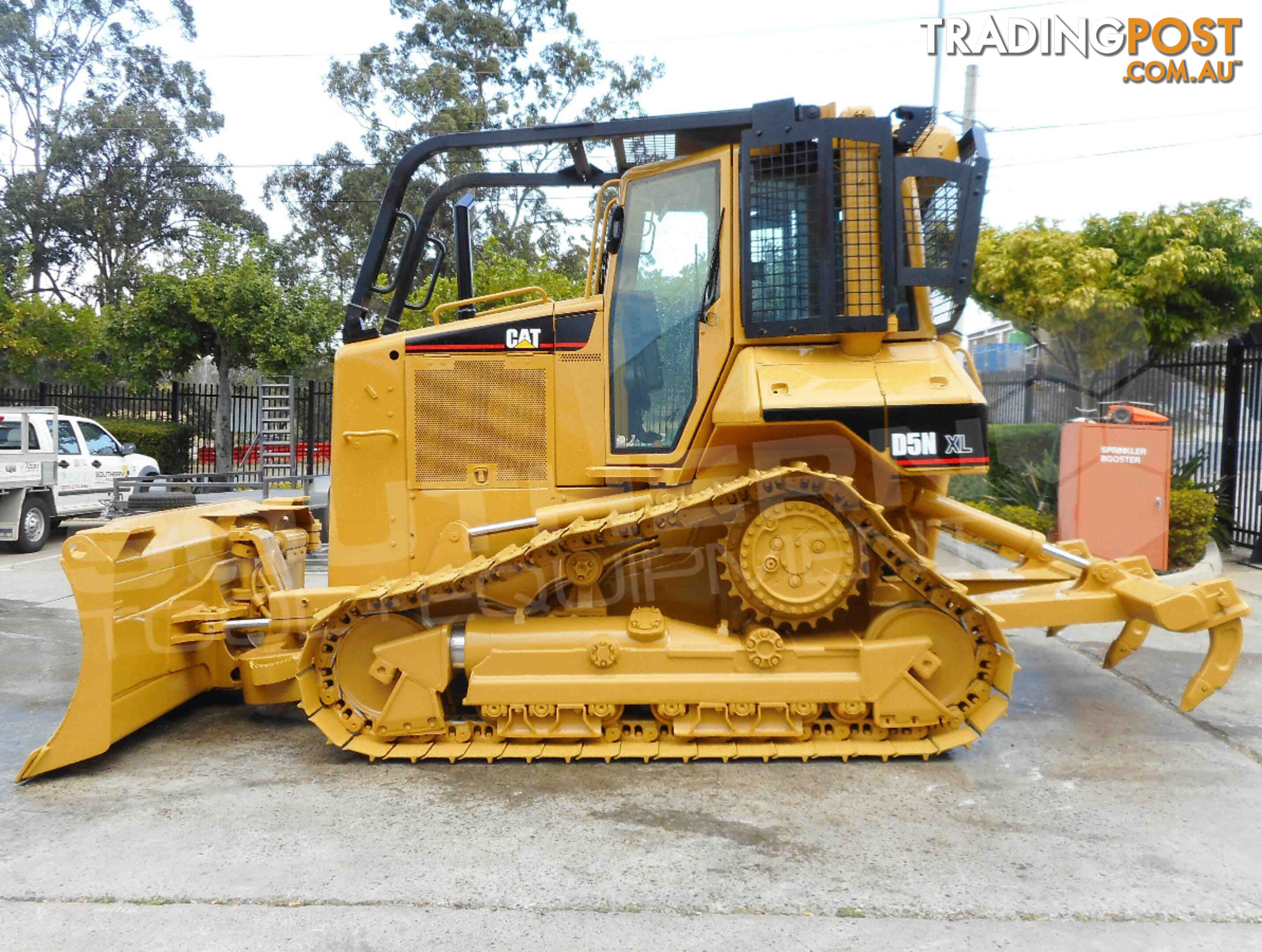 Caterpillar D5M D5N XL Dozers Screens & Sweeps