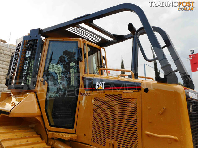 Caterpillar D5M D5N XL Dozers Screens & Sweeps