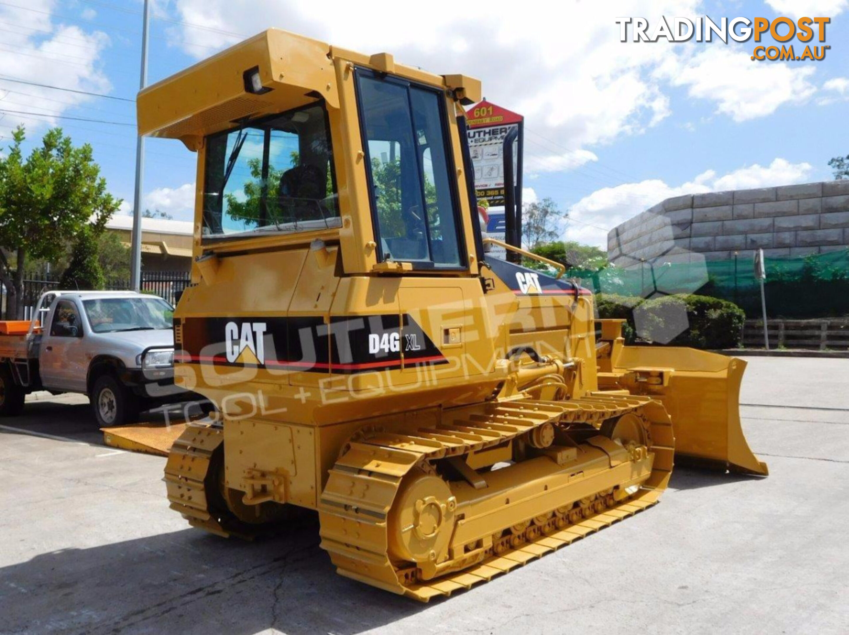 CATERPILLAR D4G XL Bulldozer / CAT D4 AC CAB