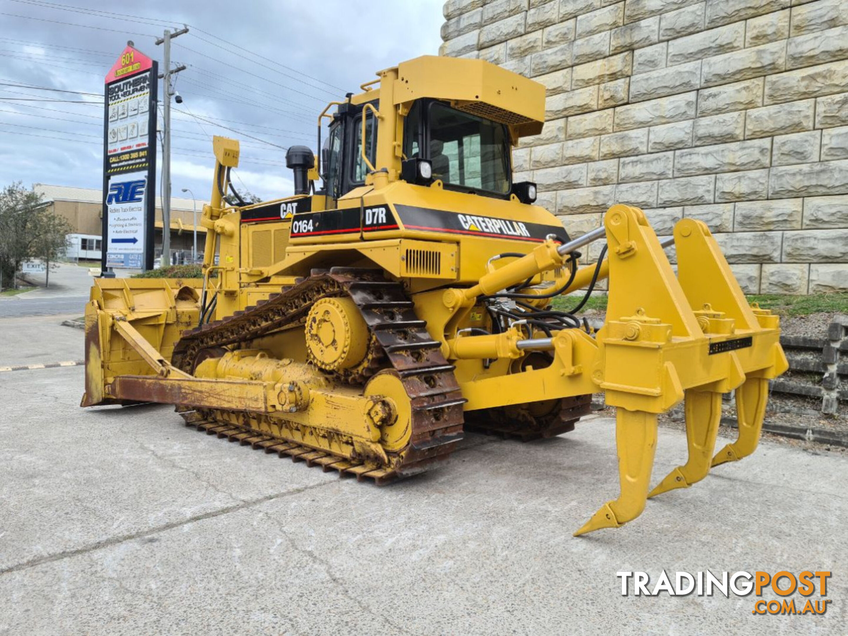 2008 Caterpillar D7R II Bulldozer (Stock No. 83594) 